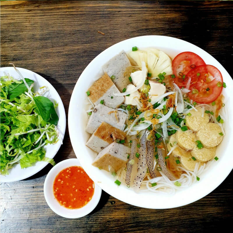 Bún cá Nha Trang Hạnh Nhiên - Quán ăn sáng ngon ở Nha Trang 